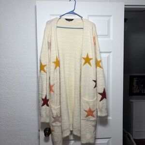 DAVI & DANI Cream Cardigan with Multicolor Star Pattern